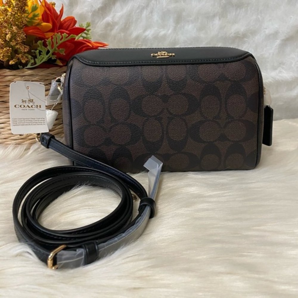 COACH BENNETT CROSSBODY IN SIGNATURE CANVAS - Picture 1 of 6